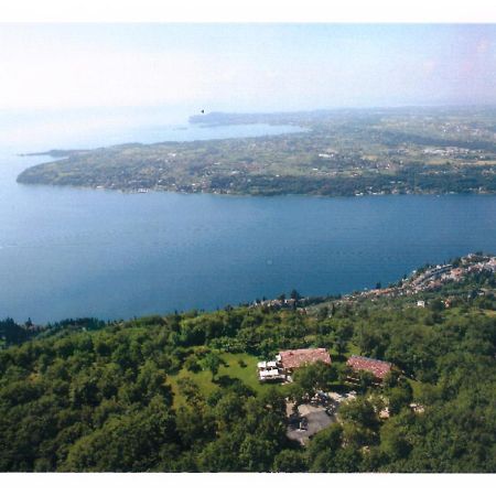 סאלו La Fiocchina - Magic Place - Apartments & Studios In Garda Lake - Countryside Farmhouse, Inside The Middle Of The Lake מראה חיצוני תמונה