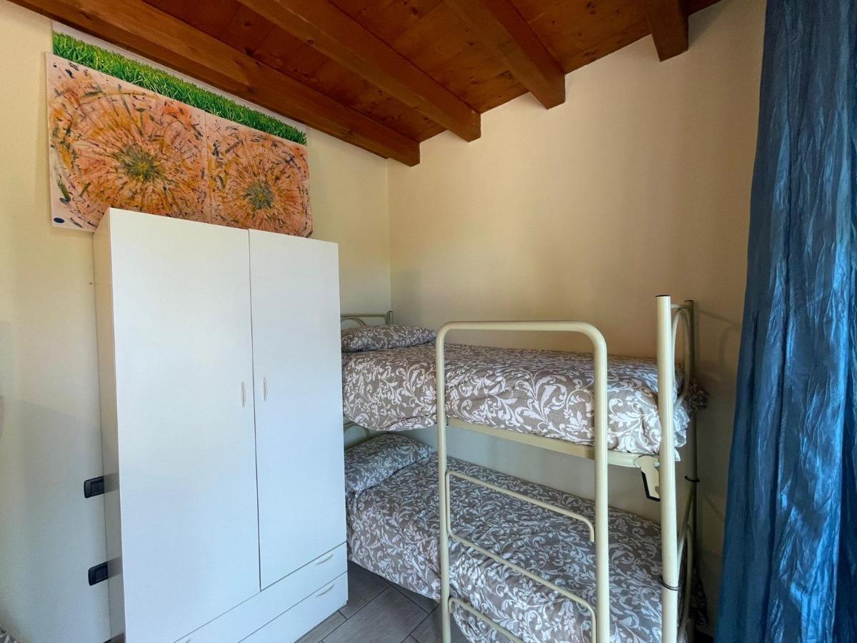 סאלו La Fiocchina - Magic Place - Apartments & Studios In Garda Lake - Countryside Farmhouse, Inside The Middle Of The Lake מראה חיצוני תמונה