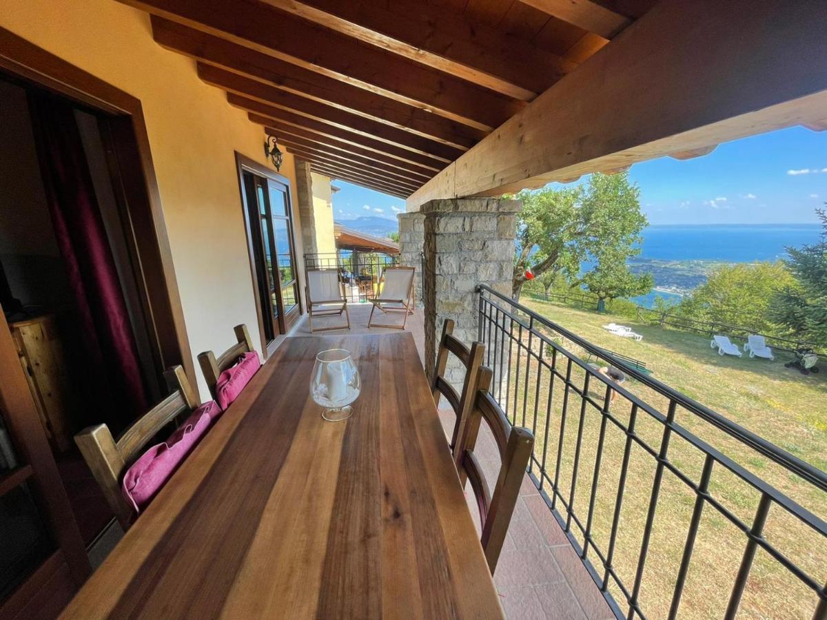 סאלו La Fiocchina - Magic Place - Apartments & Studios In Garda Lake - Countryside Farmhouse, Inside The Middle Of The Lake מראה חיצוני תמונה