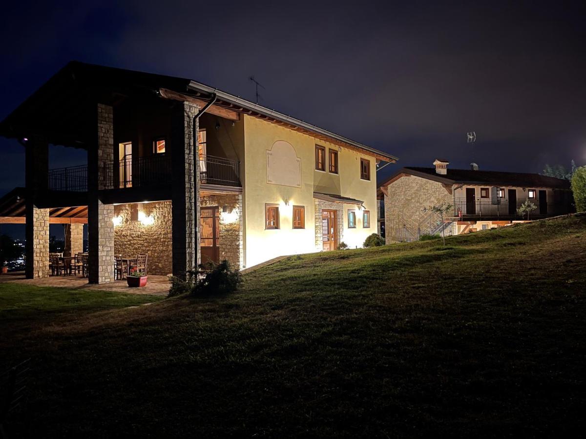 סאלו La Fiocchina - Magic Place - Apartments & Studios In Garda Lake - Countryside Farmhouse, Inside The Middle Of The Lake מראה חיצוני תמונה